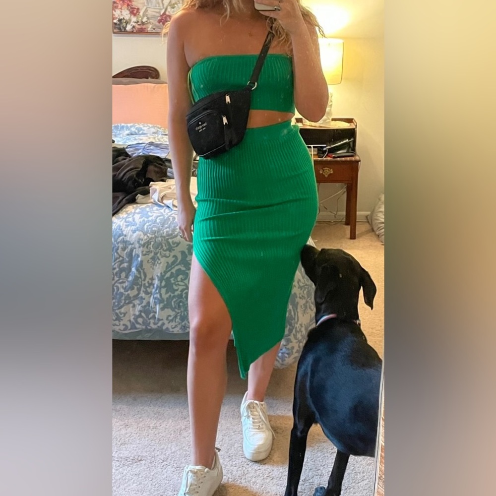 Green two piece knit set